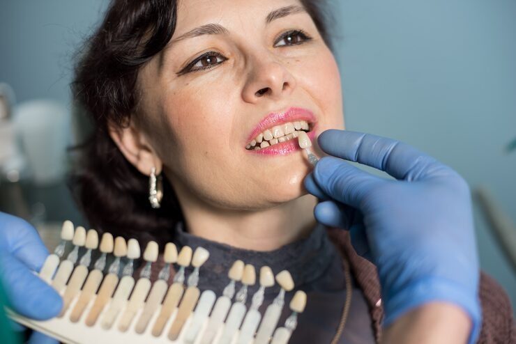 How porcelain crowns restore strength and function